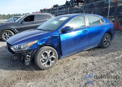 2021 Kia Forte Lxs z USA, uszkodzony, nr VIN 3KPF24AD0ME294252